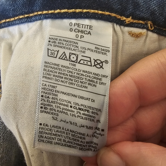 Blue Old Navy Women's High-Rise Rockstar Distressed Super Skinny Jeans - Picture 9 of 9